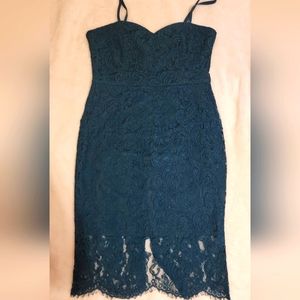 Lulus Emerald Green Lace dress